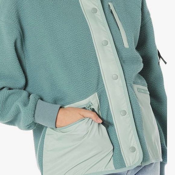 Madewell Drapey Sherpa Buick SnapFront Jacket - Picture 3 of 16